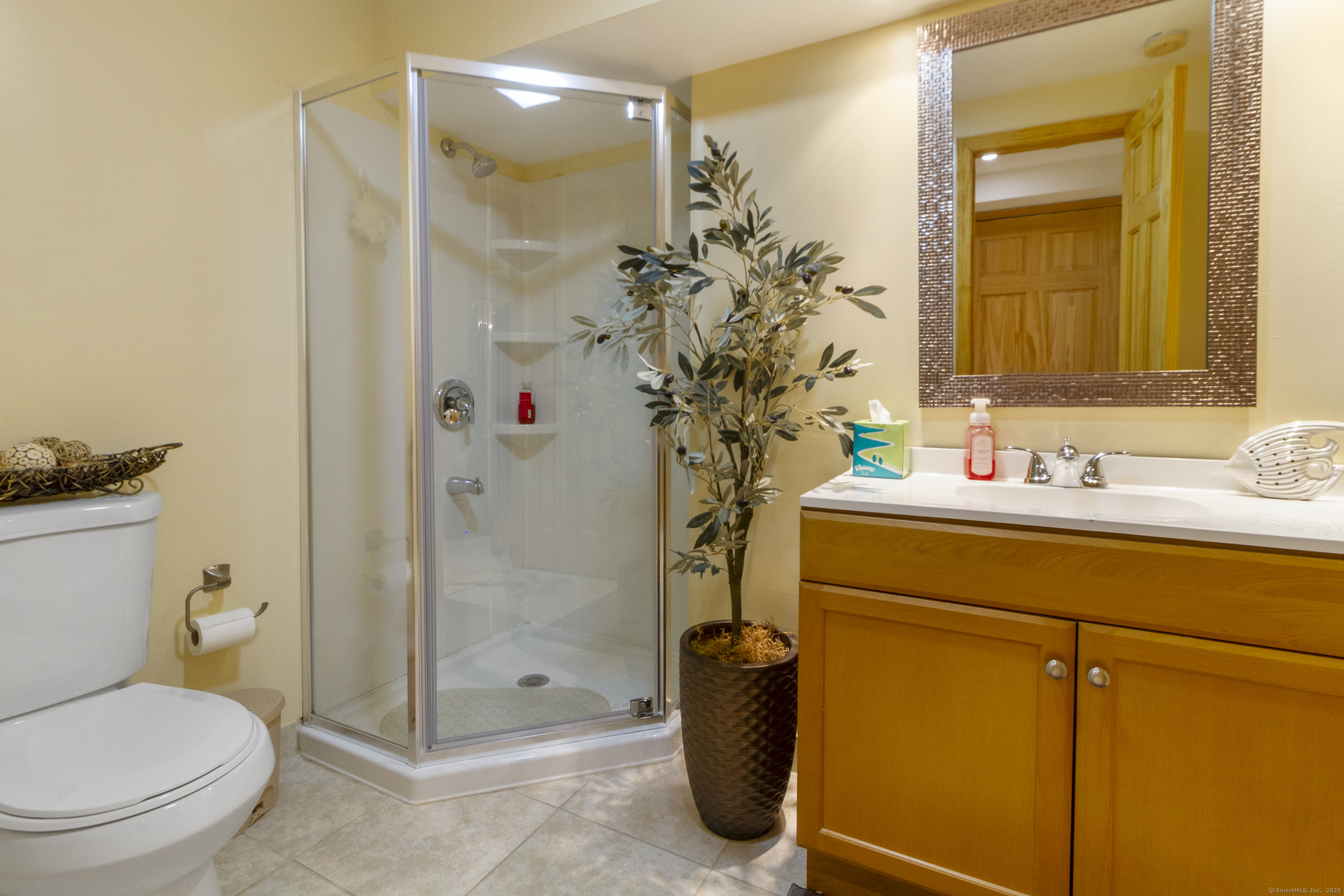 4 W Farms Lane, New Fairfield, Connecticut image 22
