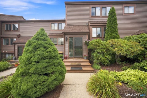 Photo of 6 Wickhams Fancy #6, Canton, CT 06019 (MLS # 24203279)