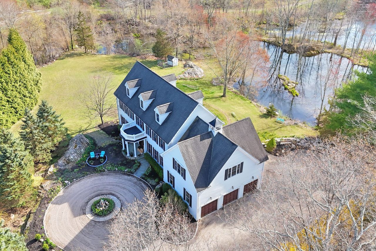 25 Starrs Ridge Road