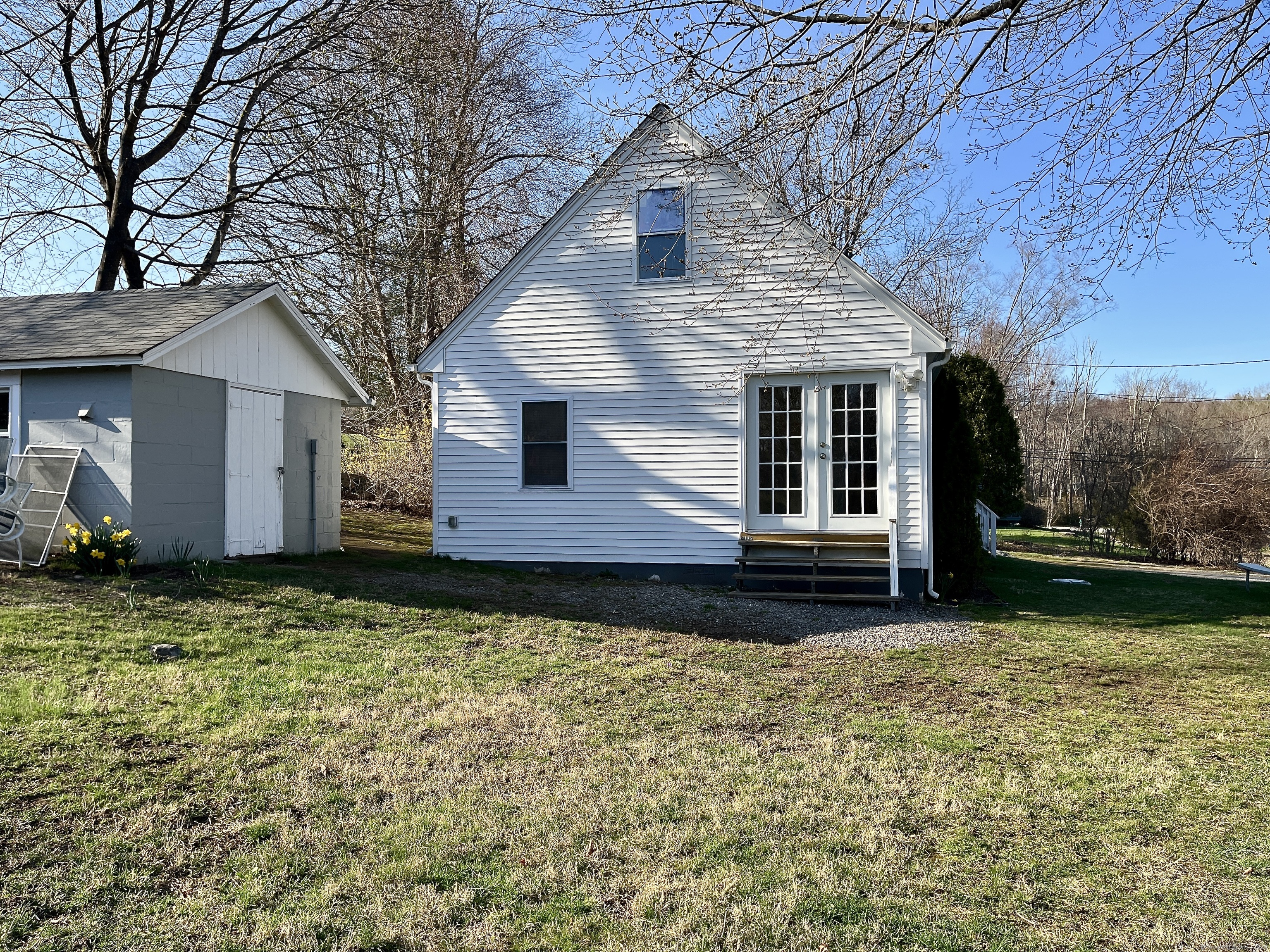 East Haddam, Connecticut 06469, United States, 1 Bedroom Bedrooms, ,1 BathroomBathrooms,Residential,Pending,110220