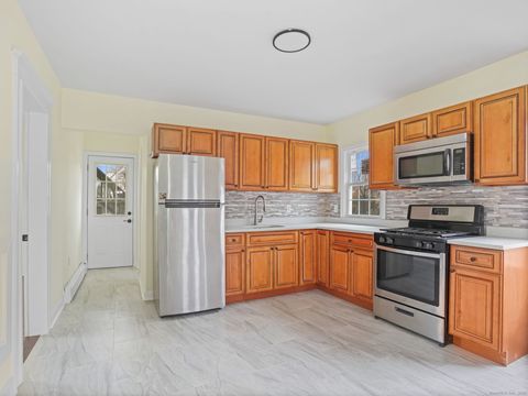 Tiny photo for 90 Amsterdam Avenue #1, Bridgeport, CT 06606 (MLS # 24142011)