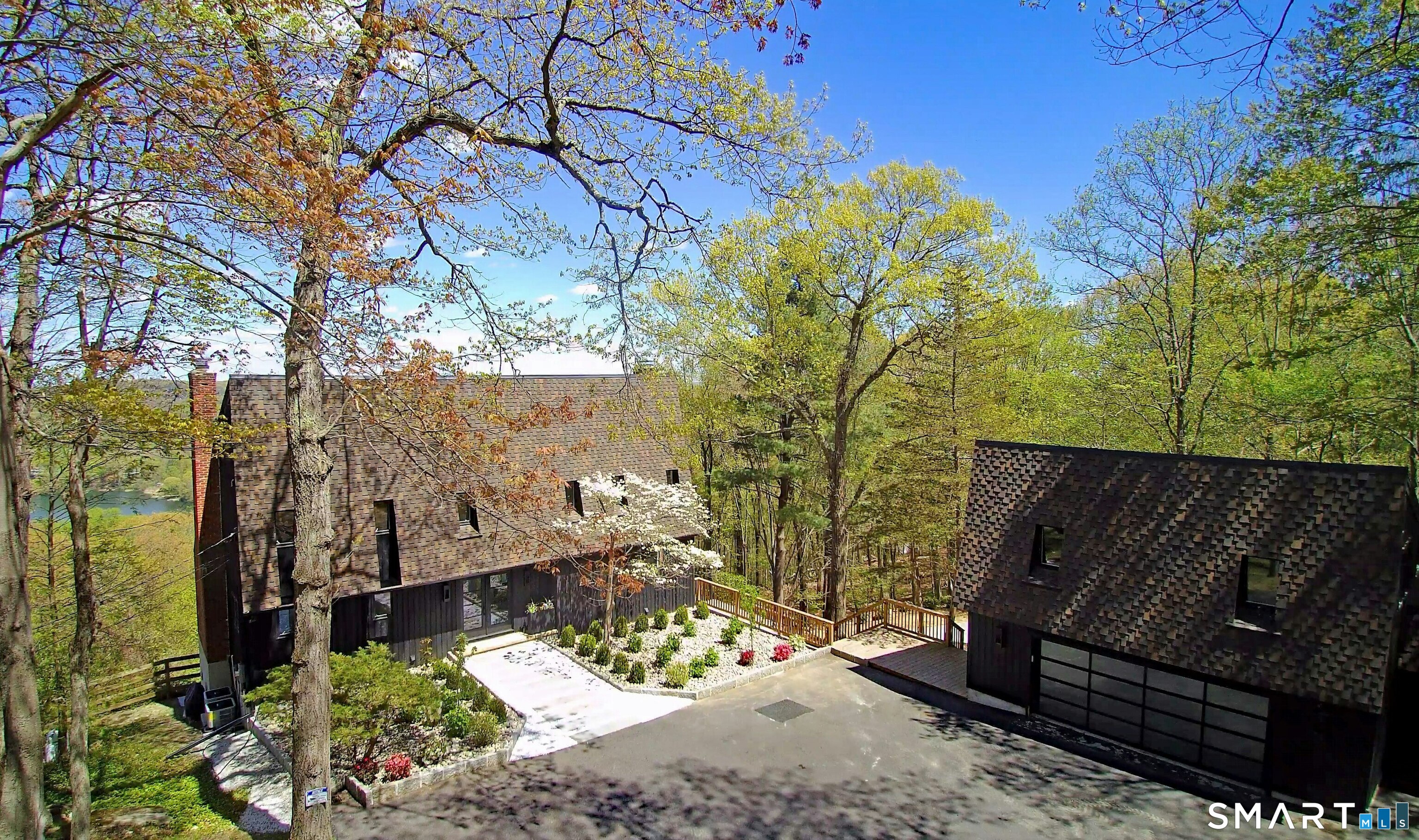 12 Hillcrest Court