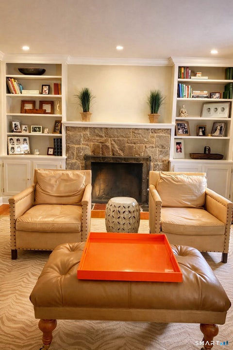 Tiny photo for 10 Ludlow Manor, Norwalk, CT 06855 (MLS # 24183014)