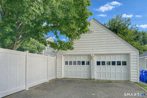 Tiny photo for 10 Ludlow Manor, Norwalk, CT 06855 (MLS # 24183014)