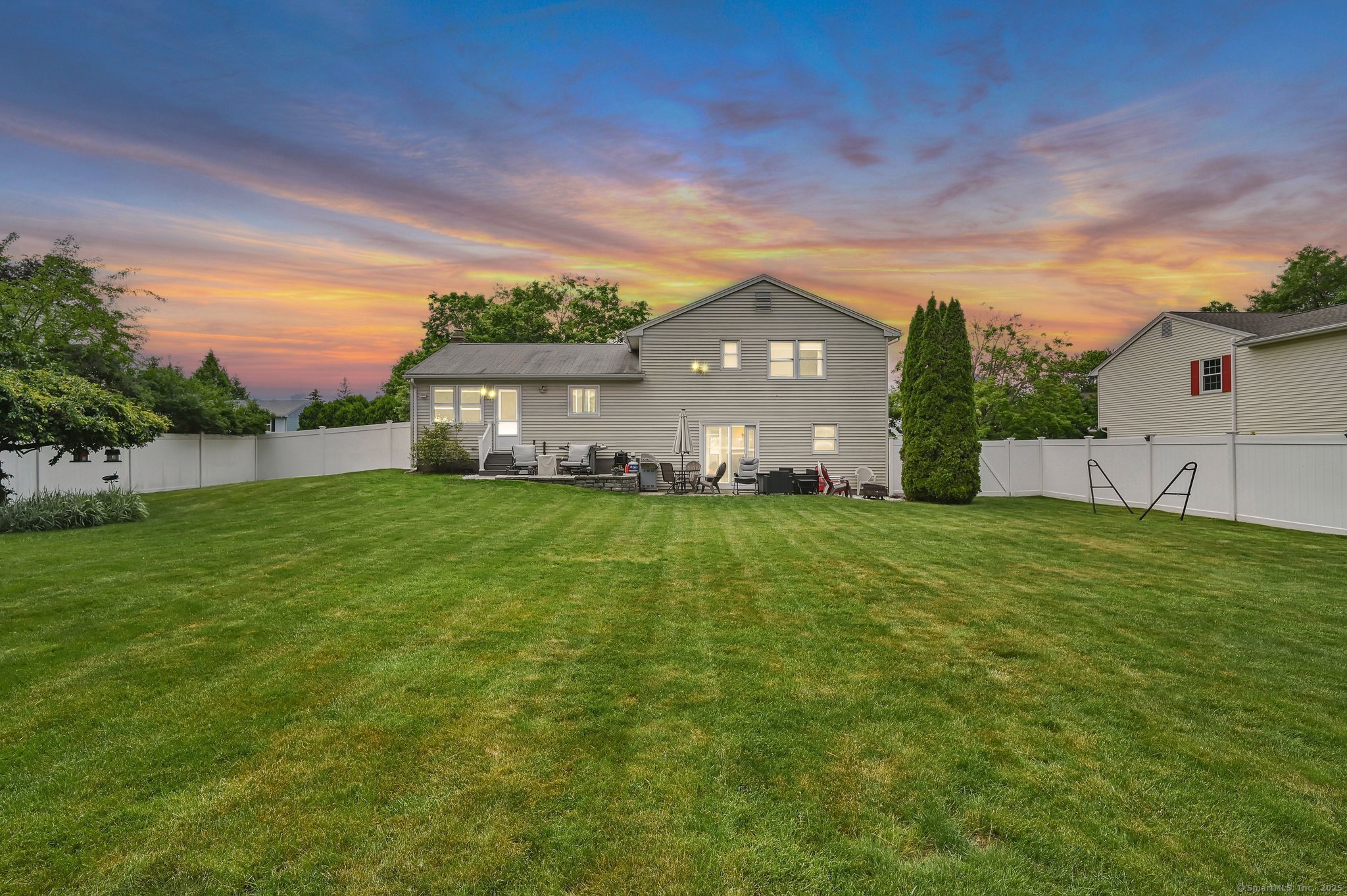 8 High Meadow Lane