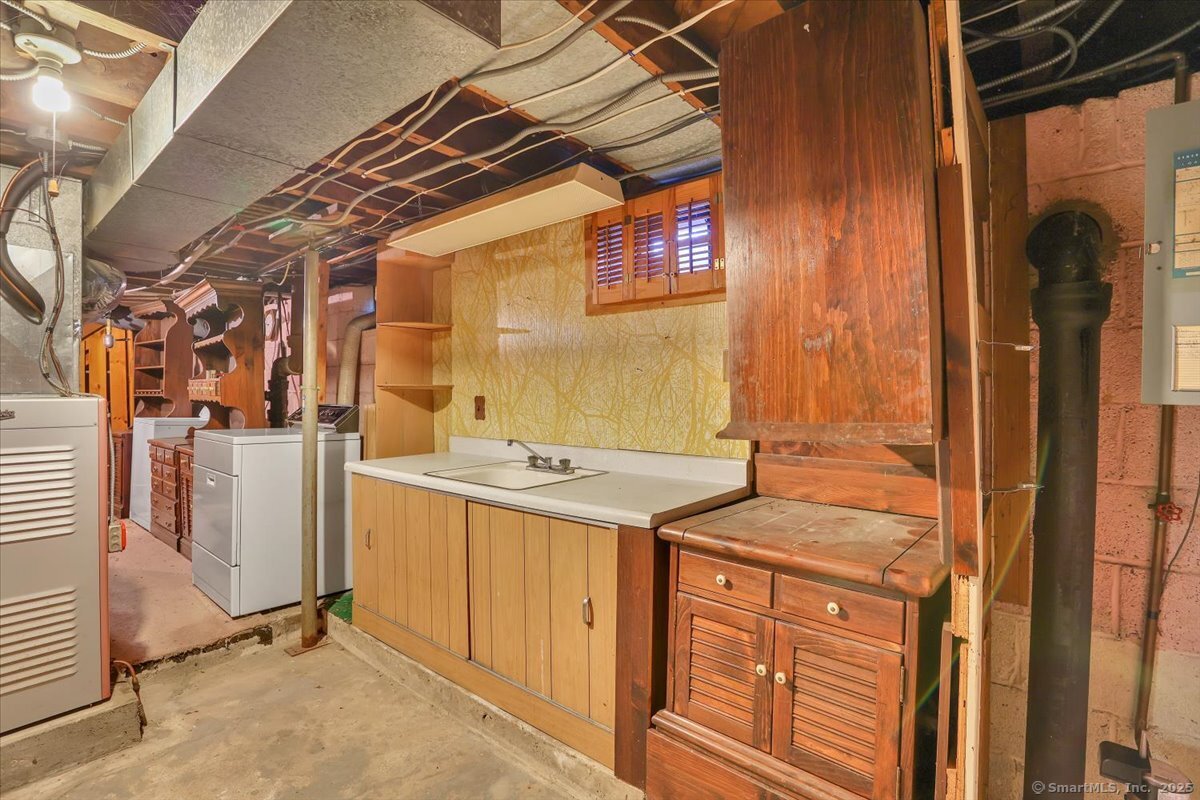 4 Charlotte Street, Watertown, Connecticut image 22