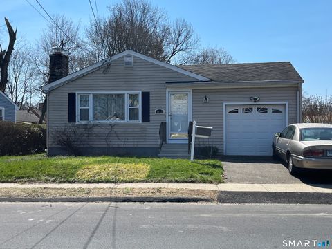 Photo of 1037 South Avenue, Stratford, CT 06615 (MLS # 24165318)