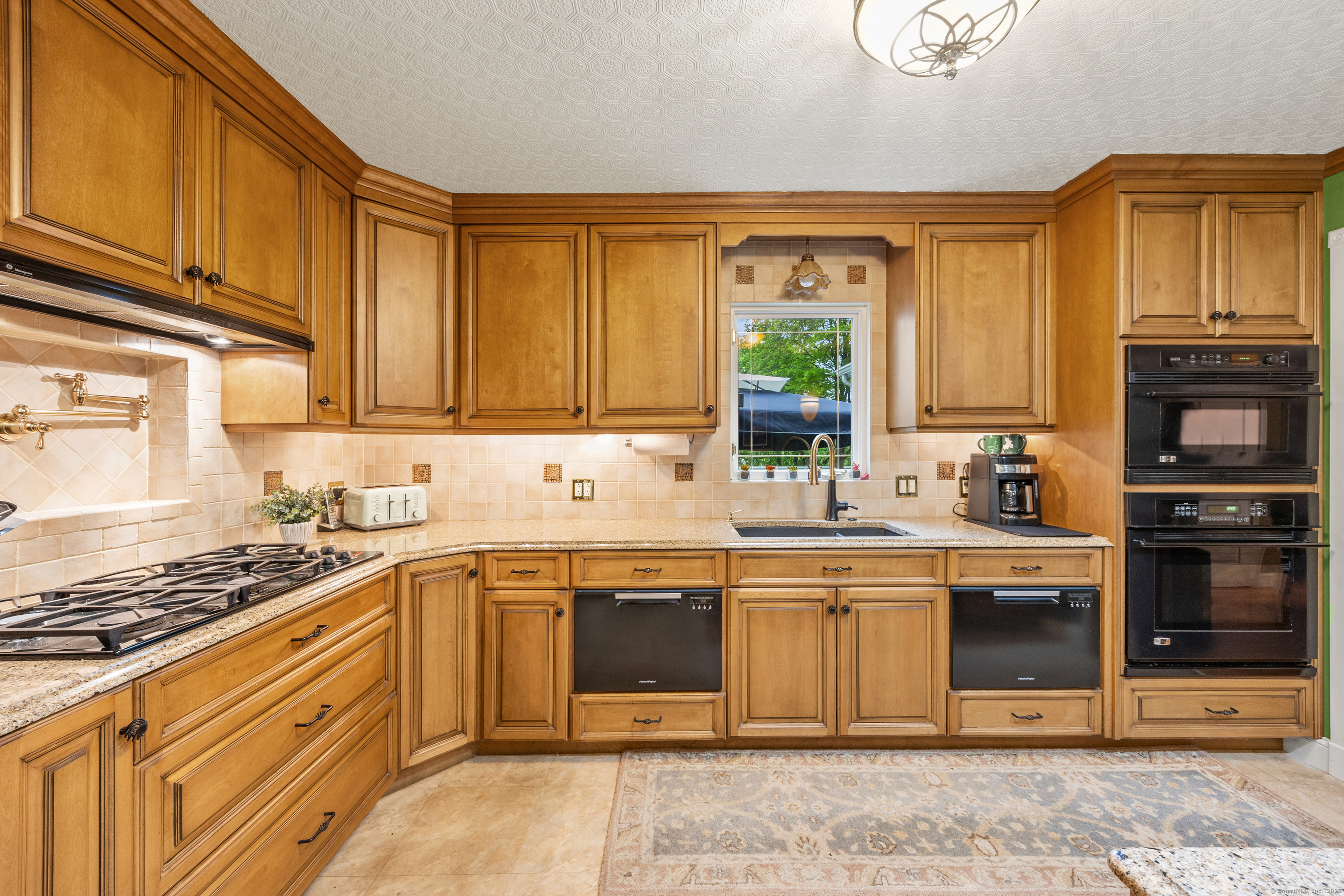 166 Mixville Road, Cheshire, Connecticut image 23