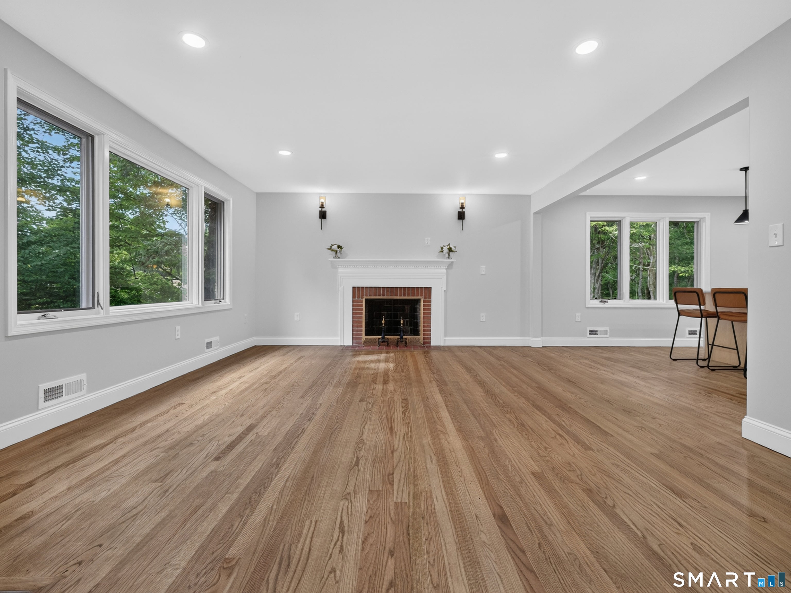 136 Minnechaug Drive