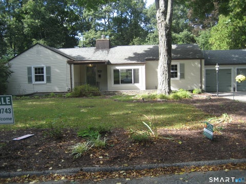 Homes For Sale - 60 Mohegan Road<br/> Norwich, CT 06360