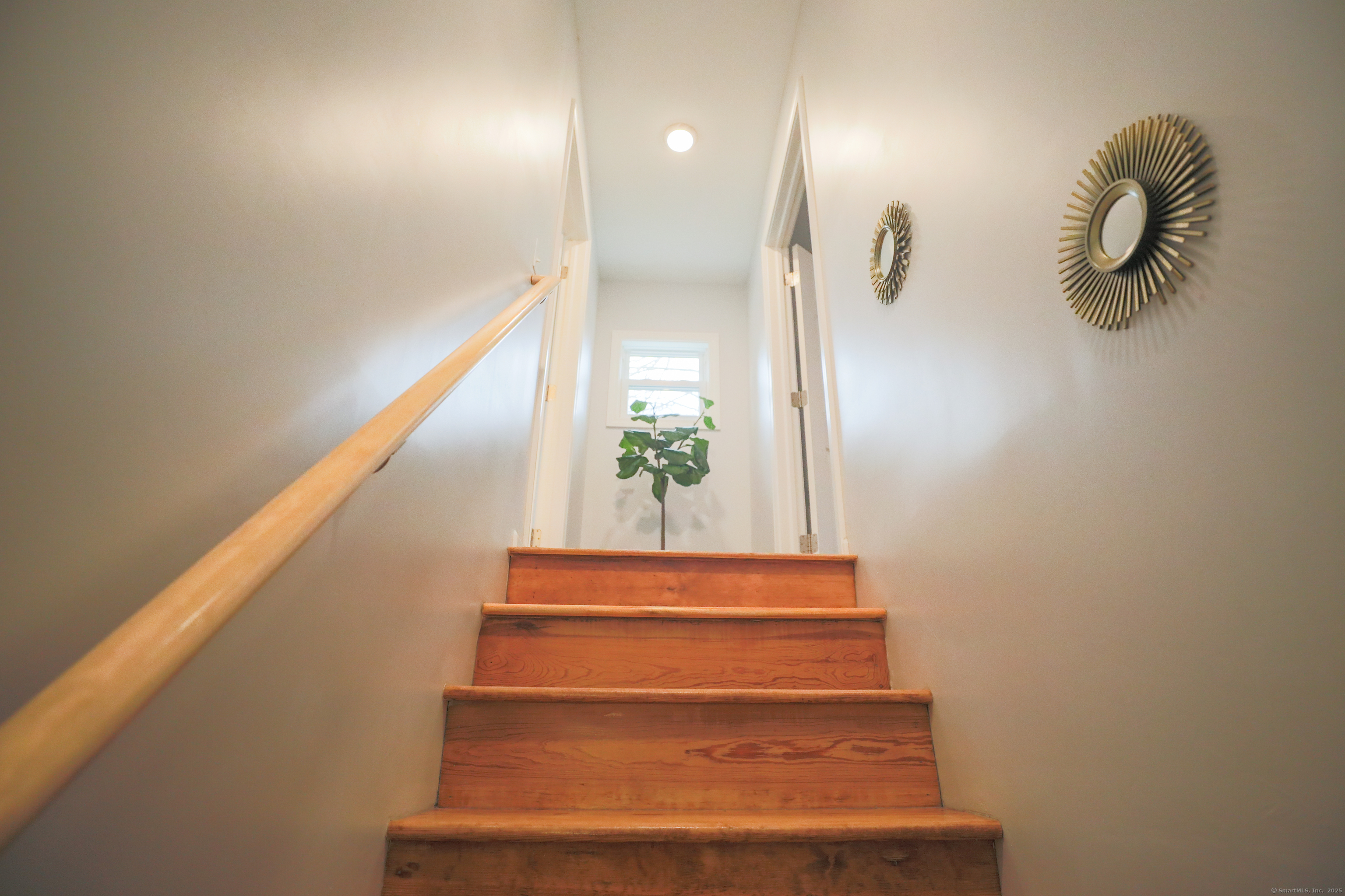 11 Giddings Avenue, Windsor, Connecticut image 20