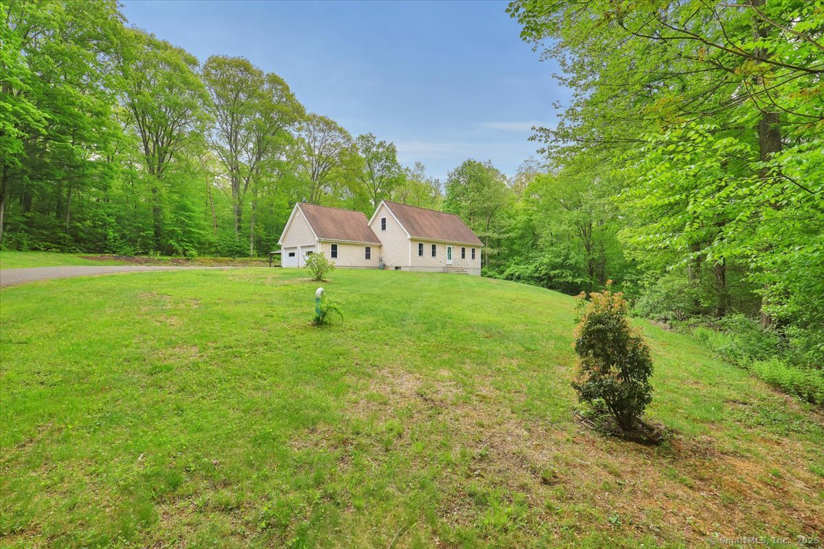571 W Main Street, Hebron, Connecticut image 3