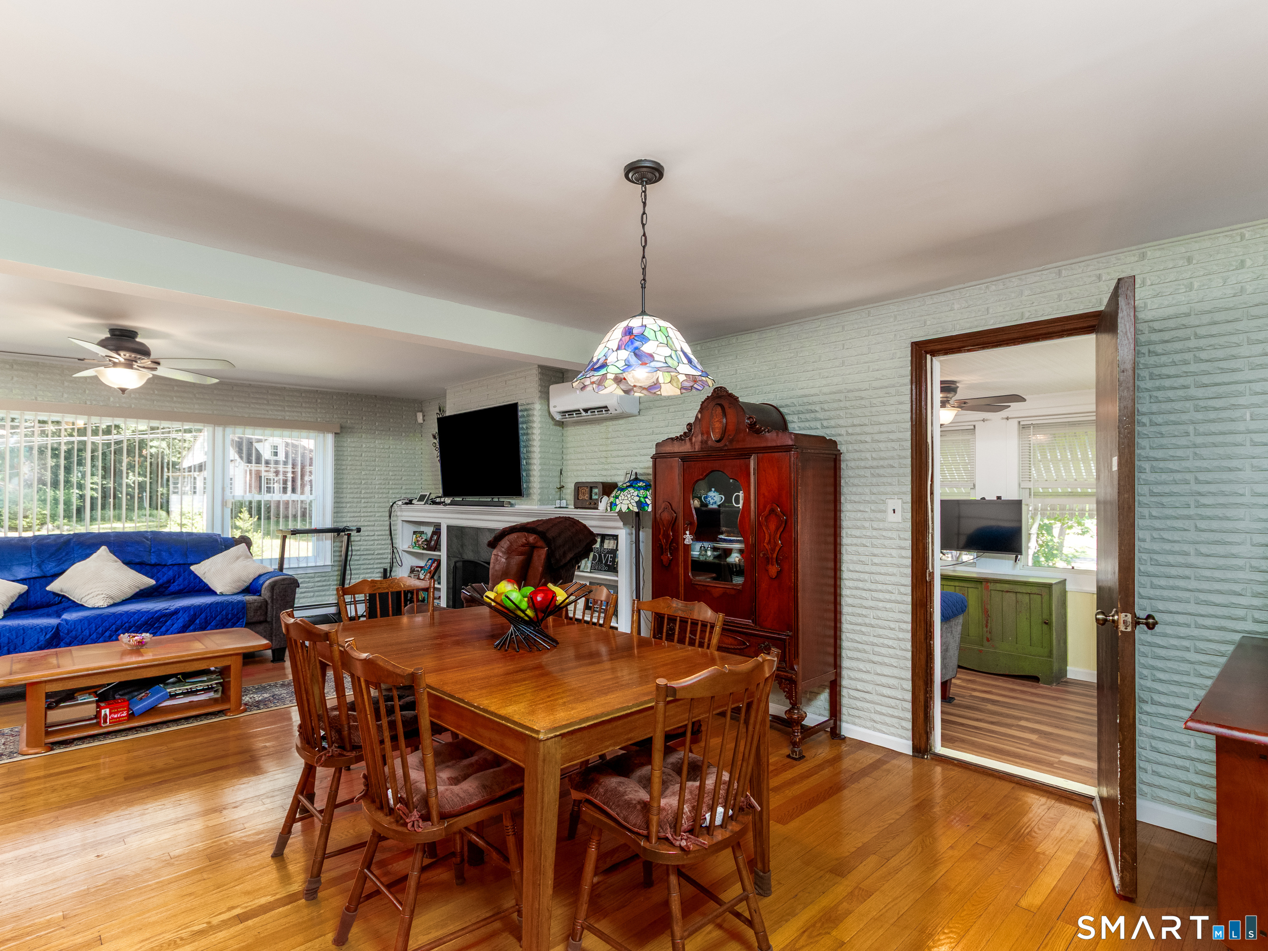 1 South Forest Circle
