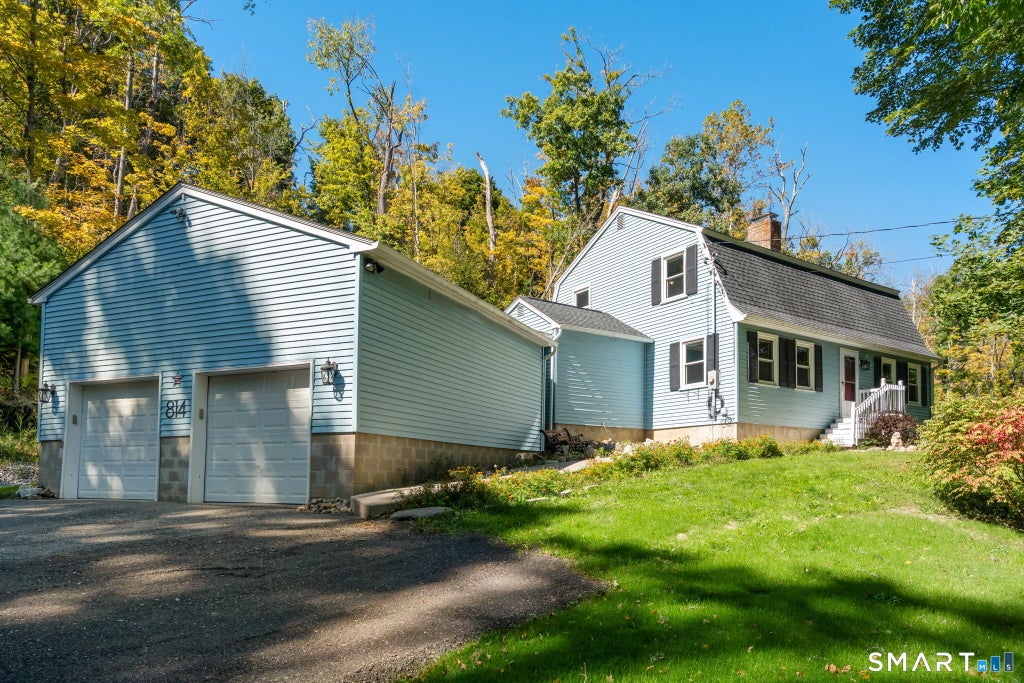 Photo of 814 New Litchfield Street, Torrington, CT 06790 (MLS # 24205564)