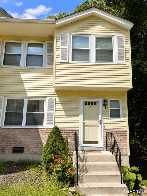 Condo For Sale - 25 Padanaram Road #74<br/> Fairfield County, Danbury, CT 06811