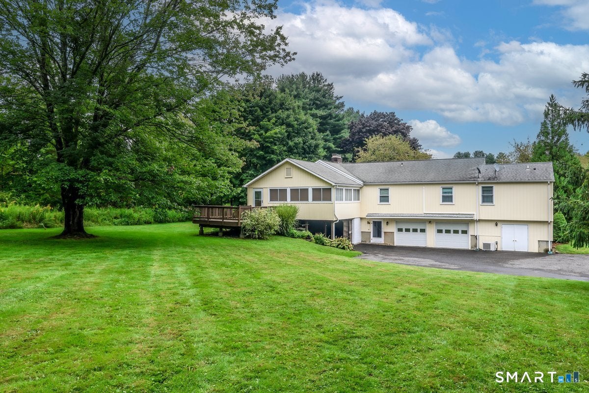 11 Jefferson Drive