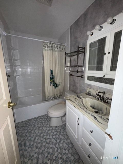 Tiny photo for 129 Brittany Farms Road #APT D, New Britain, CT 06053 (MLS # 24150802)