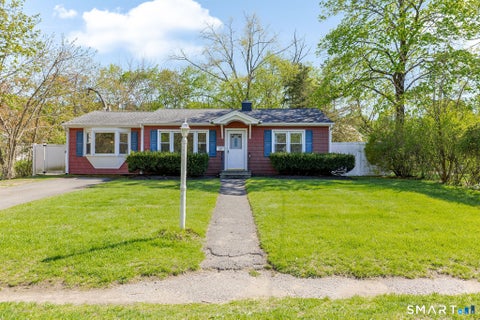 Homes For Sale - 17 Fleetwood Avenue<br/> Bethel, CT 06801