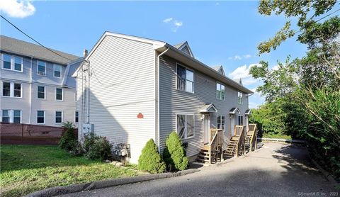 Photo of 220 Alder Street #APT 1, Waterbury, CT 06708 (MLS # 24146312)