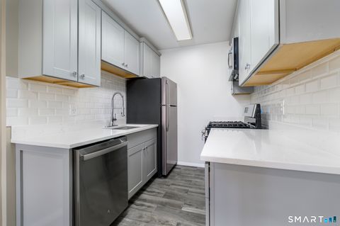 Tiny photo for 140 Grove Street #APT 5B, Stamford, CT 06901 (MLS # 24156064)