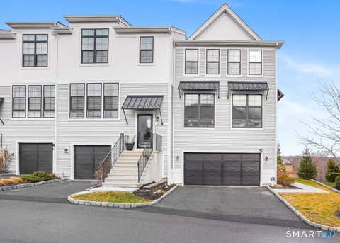 Condo For Rent - 185 Brentwood Circle #185<br/> Danbury, CT 06810