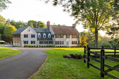 A home in Farmington