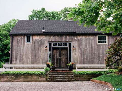 1 Benson Lane Essex CT 06426