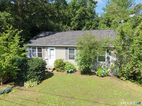 Homes For Sale - 19 Nelson Street<br/> Windham County, Brooklyn, CT 06234