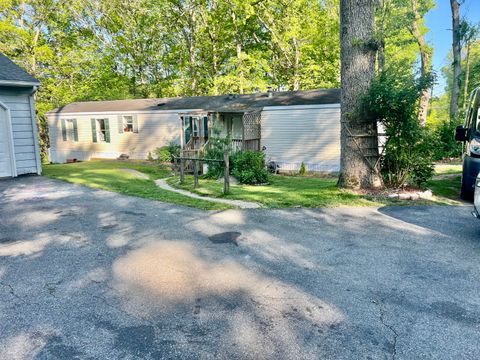 A home in Ledyard