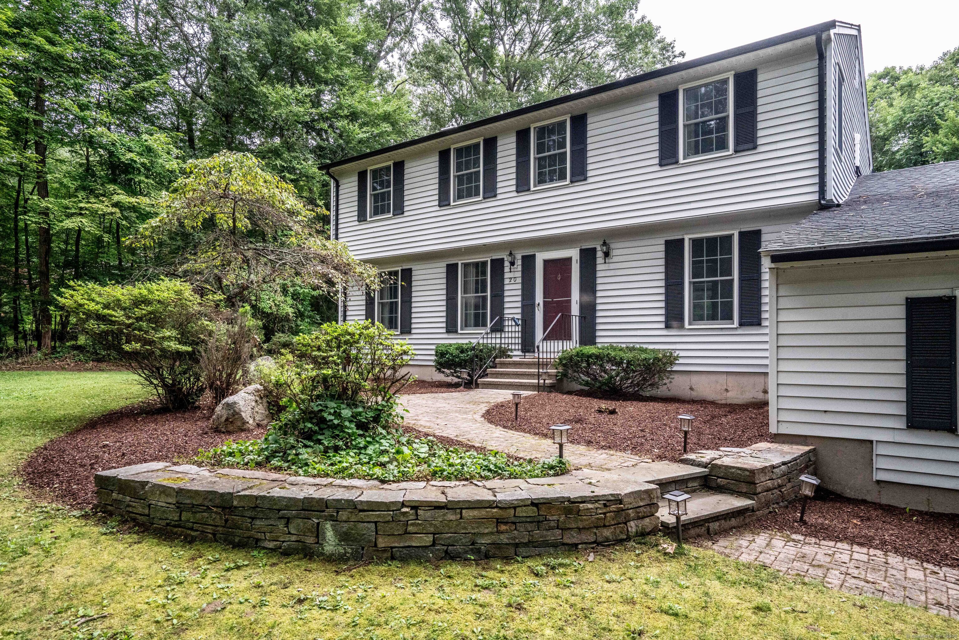 20 Northwoods Road