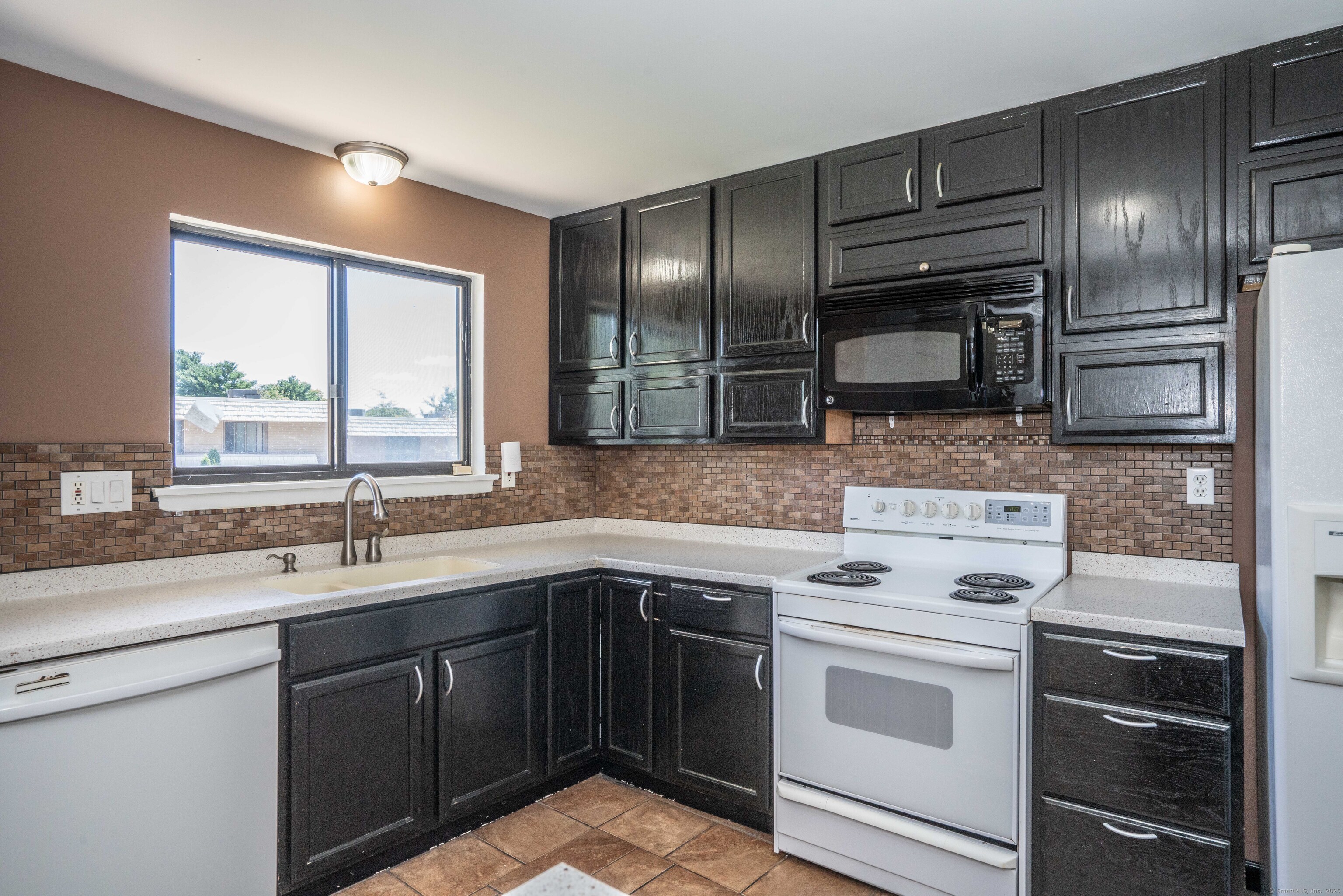 10 Redwood Court 10