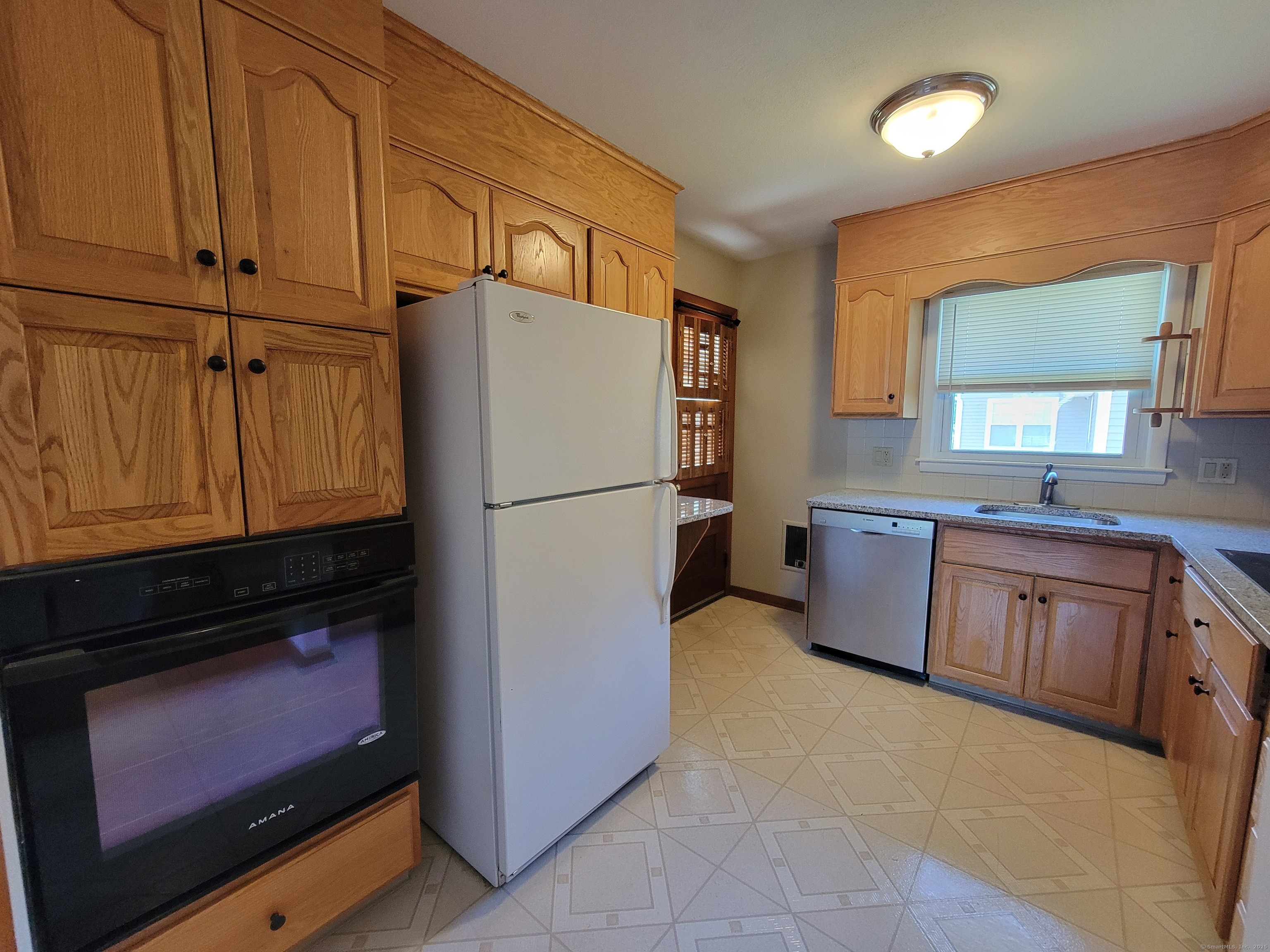 41 Meadow Road, Hamden, Connecticut image 13