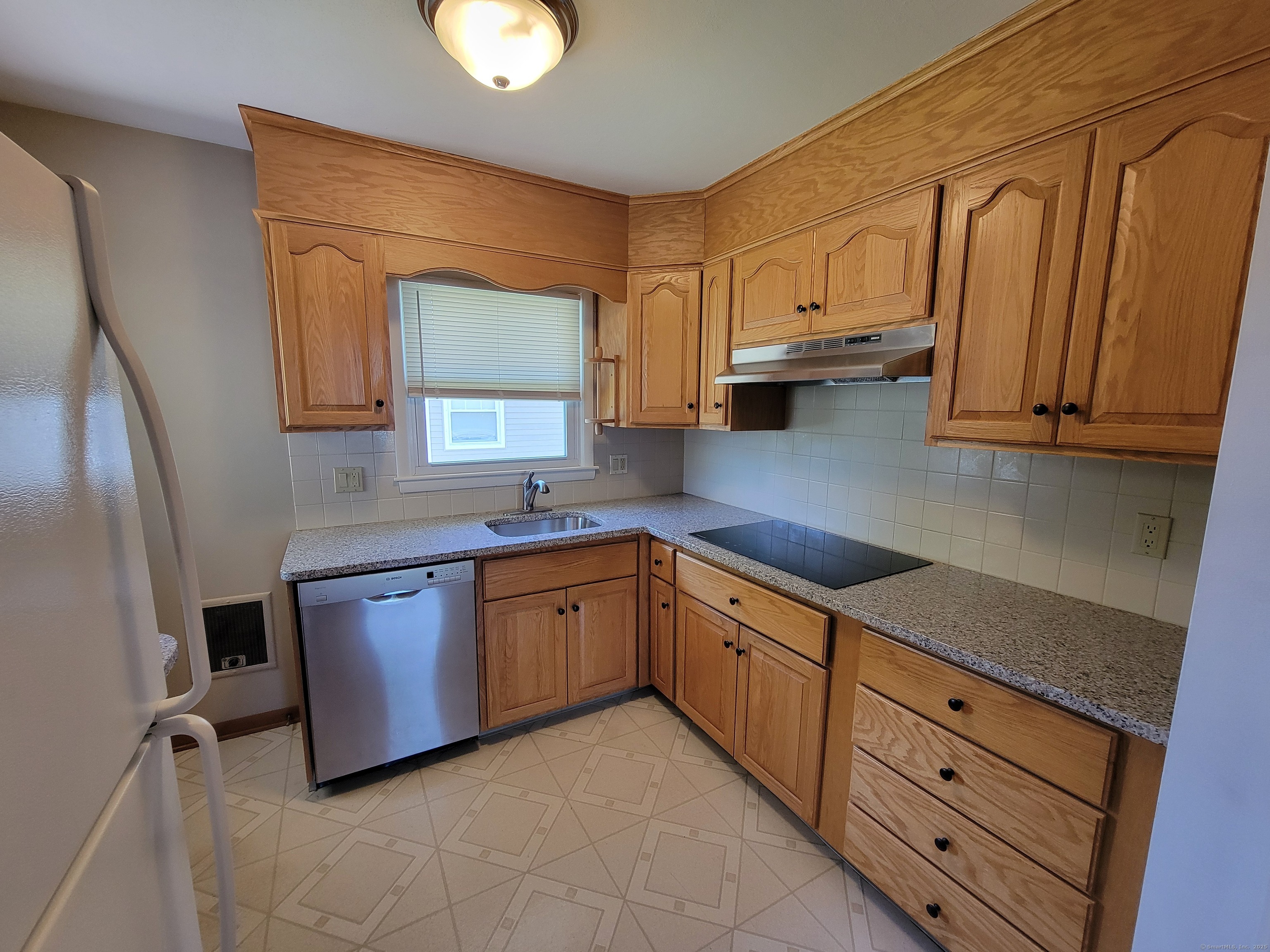 41 Meadow Road, Hamden, Connecticut image 11