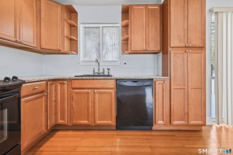 Tiny photo for 925 Oronoke Road #11D, Waterbury, CT 06708 (MLS # 24151960)