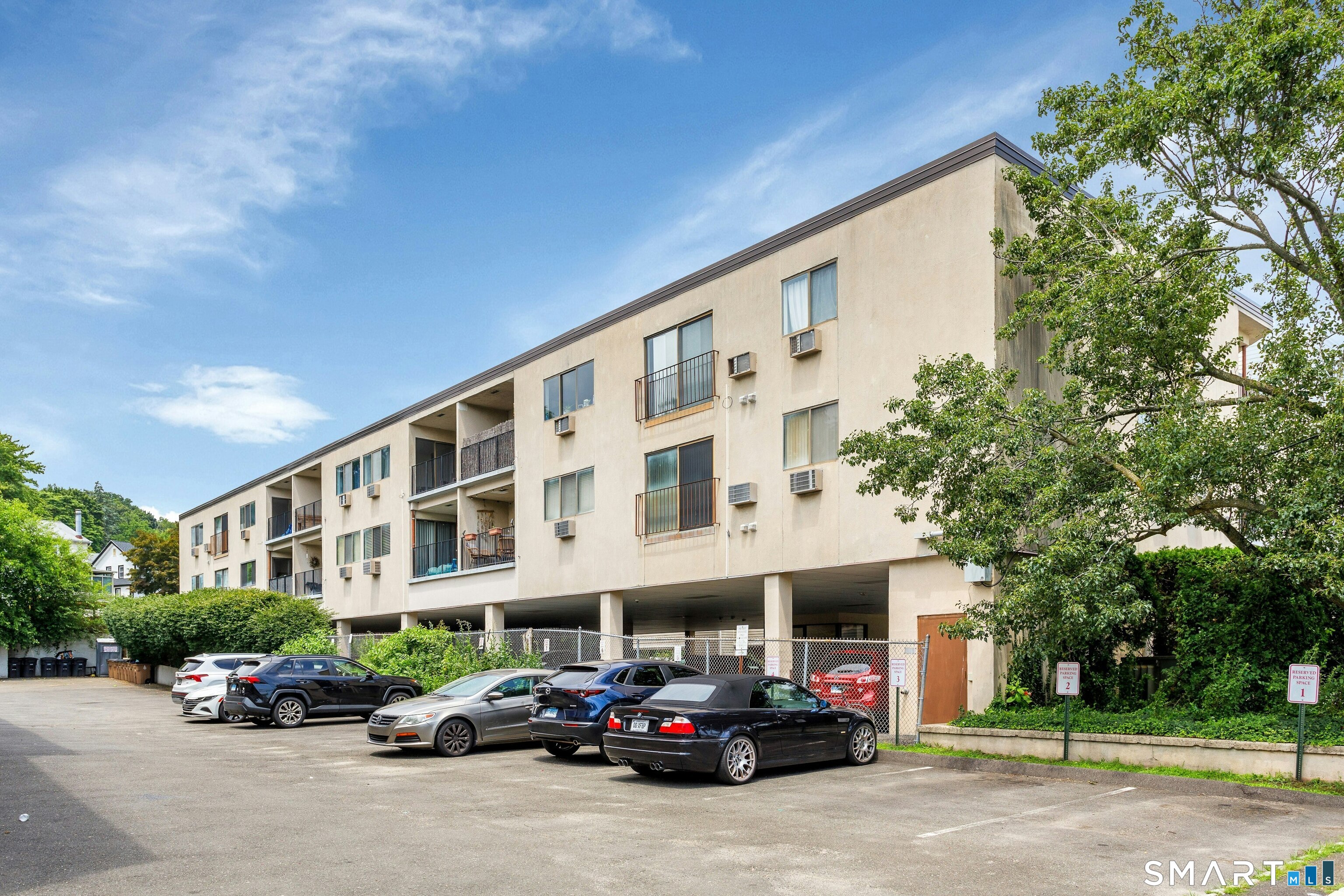 910 Hope Street 2B