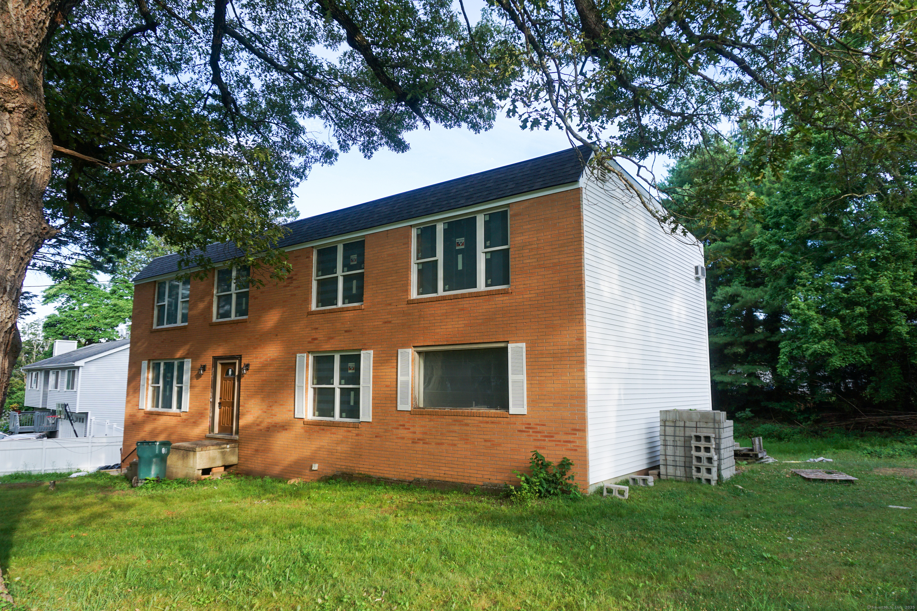 110 Dickerman Street