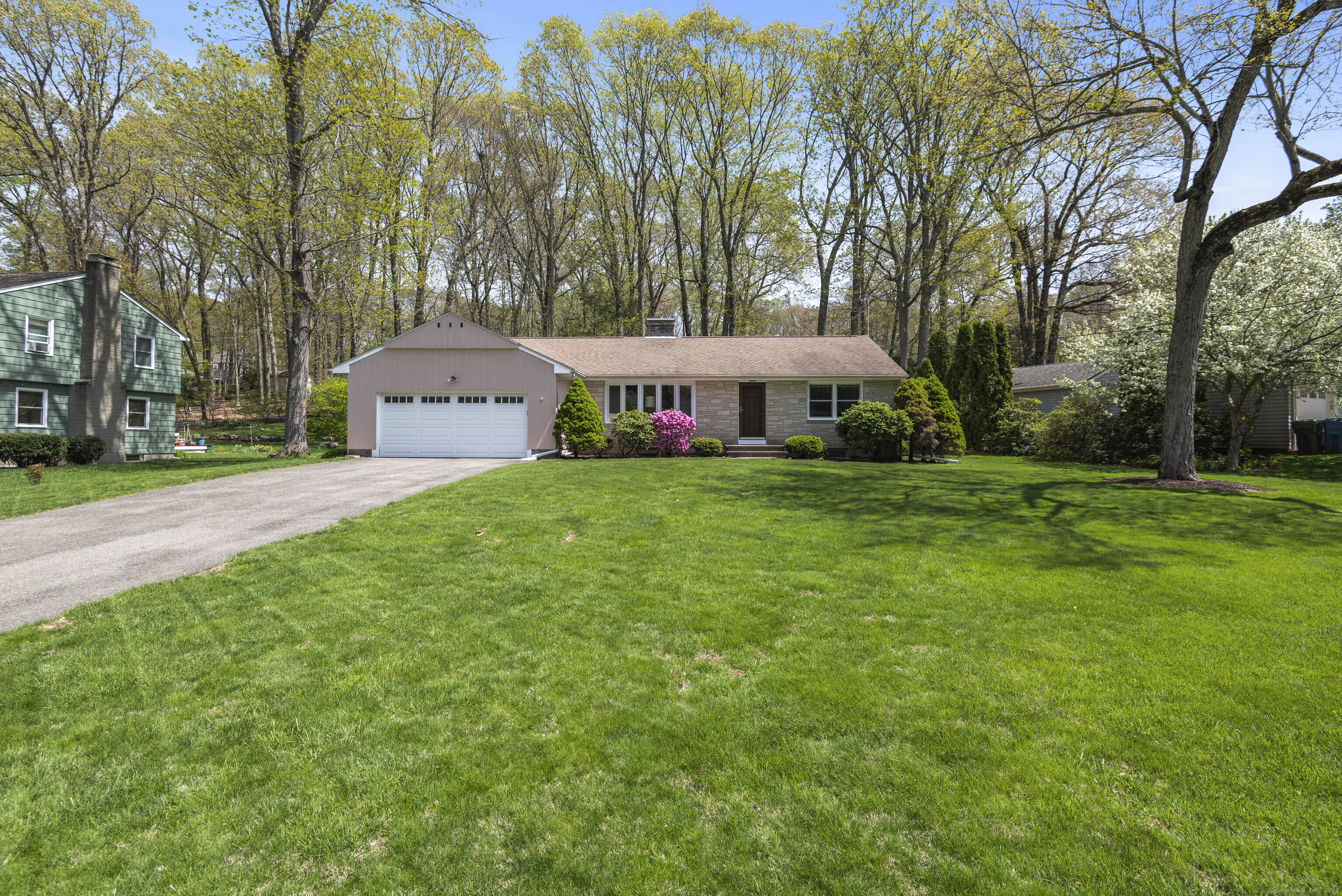 19 Alexander Drive, Meriden, Connecticut image 2