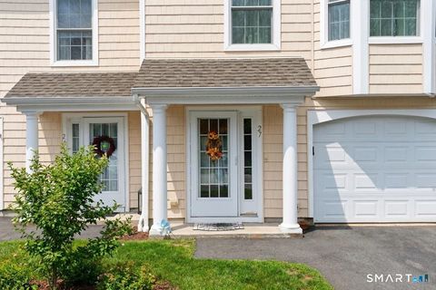 Photo of 27 Parkwoods Drive #27, Norwich, CT 06360 (MLS # 24159380)
