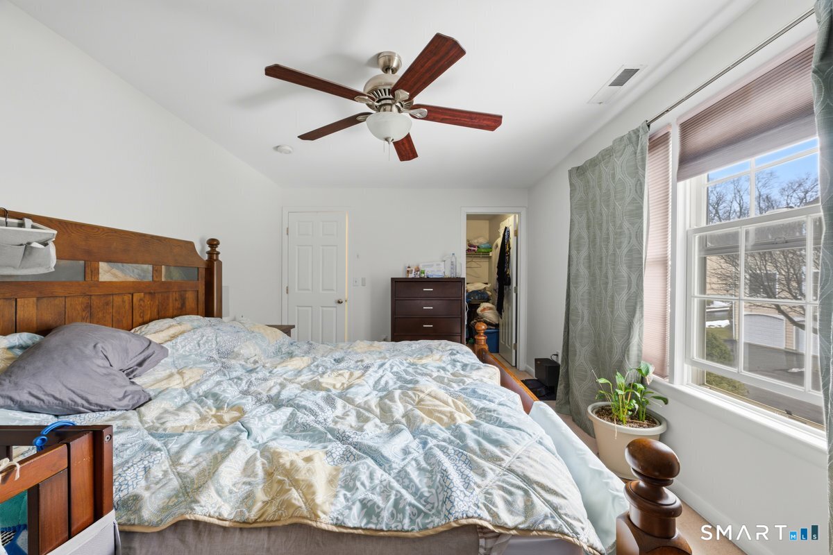 27 Parkwoods Drive 27