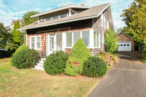 Photo of 18 Hammock Road, Clinton, CT 06413 (MLS # 24133829)