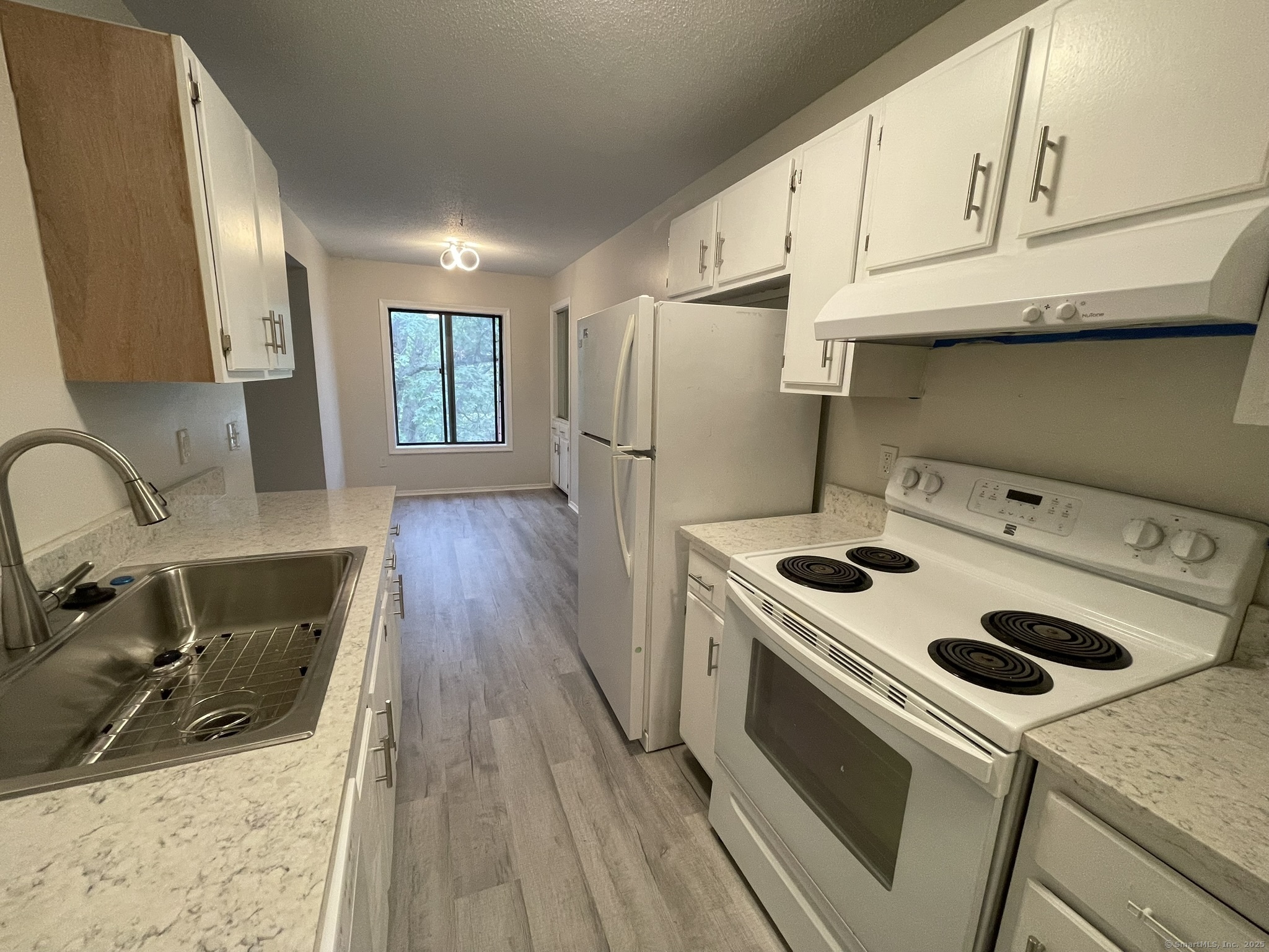 25 Woodsedge Drive APT 6C