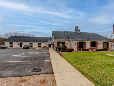 Tiny photo for 100 Queen Street #4 - D, Southington, CT 06489 (MLS # 24117531)