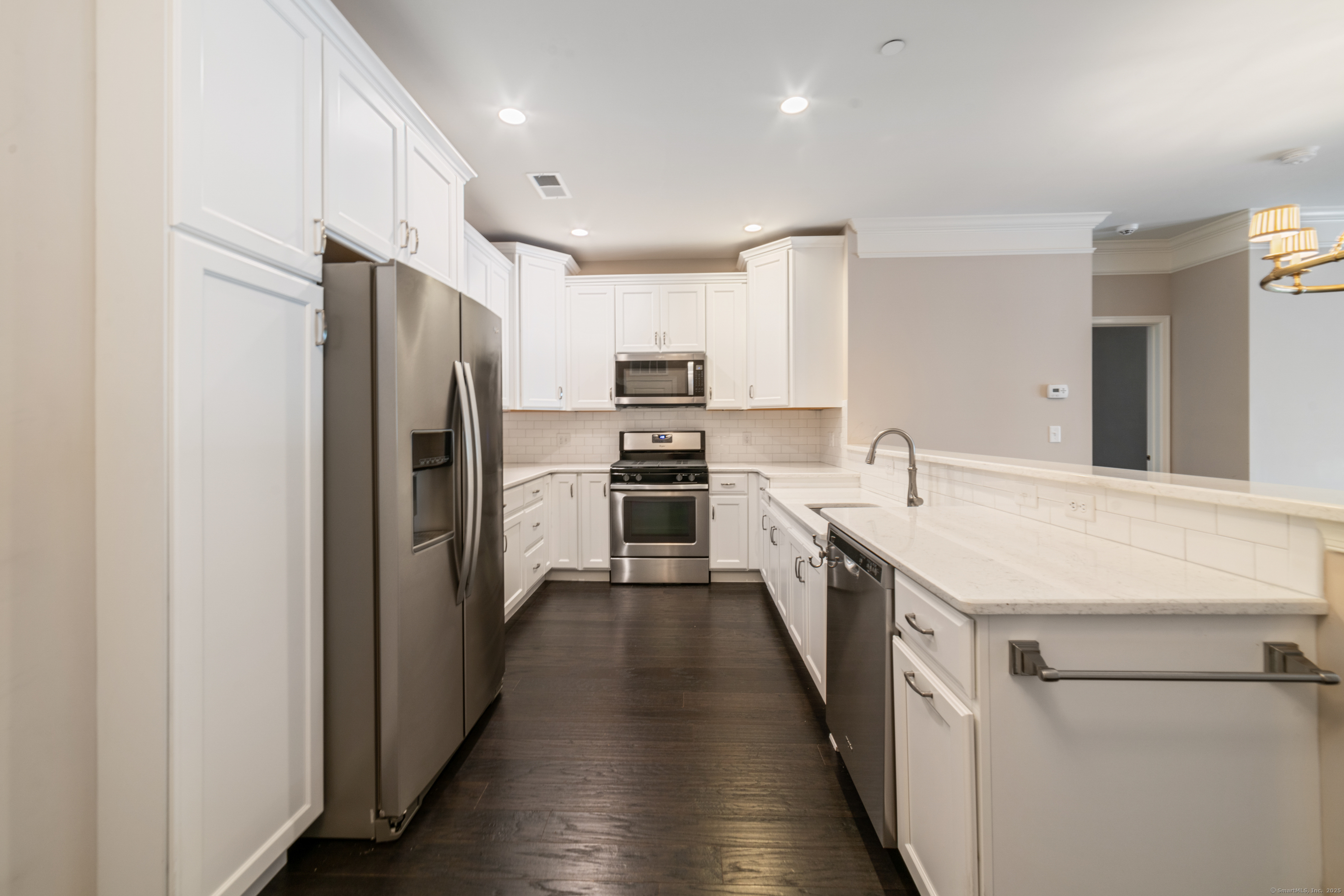 802 Center Meadow Lane 802