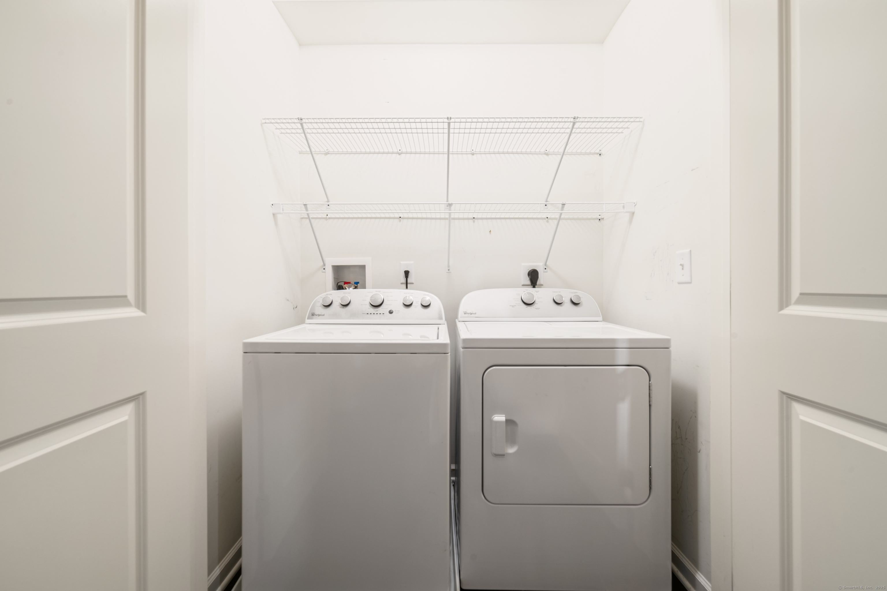 802 Center Meadow Lane #802, Danbury, Connecticut image 26