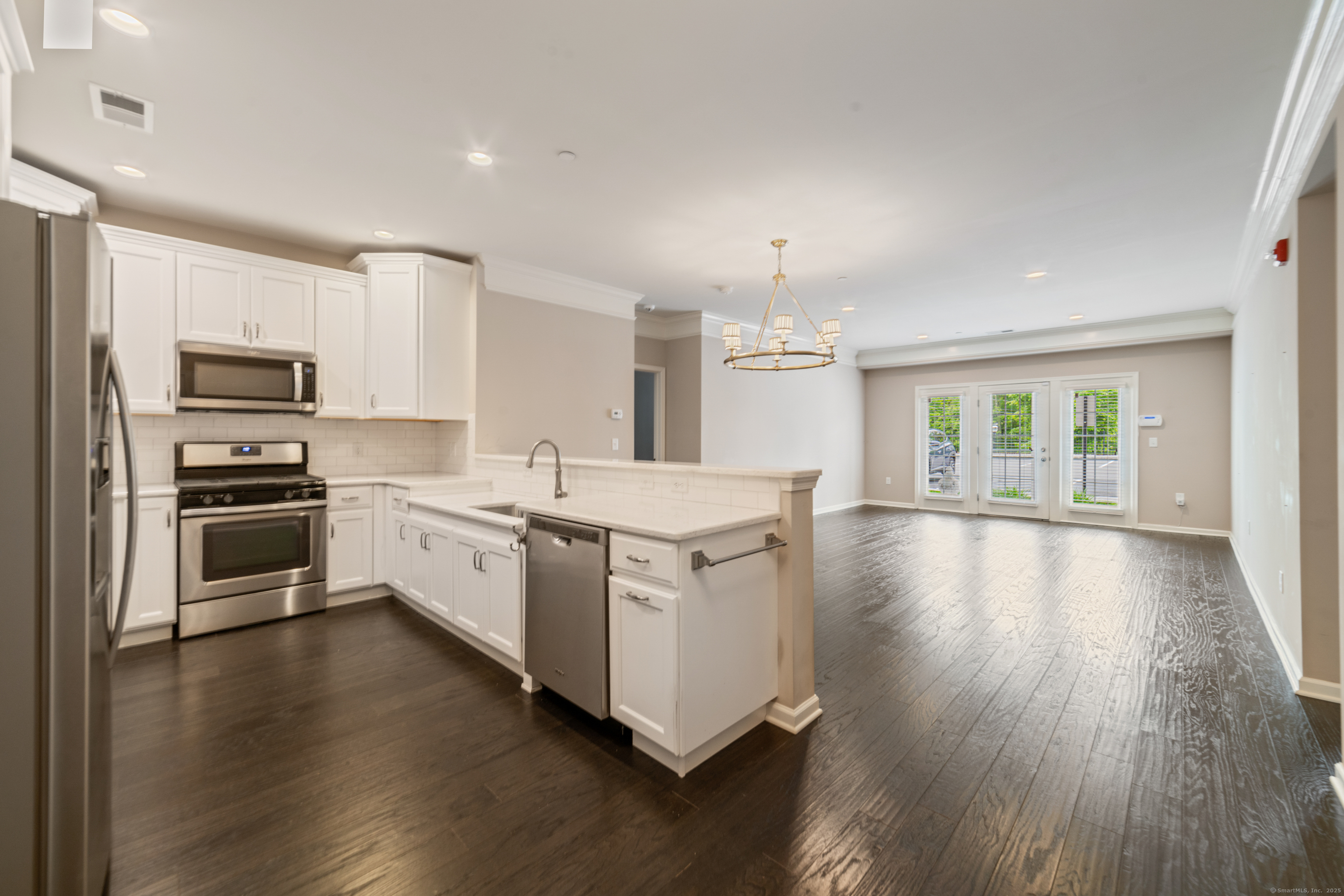 802 Center Meadow Lane 802