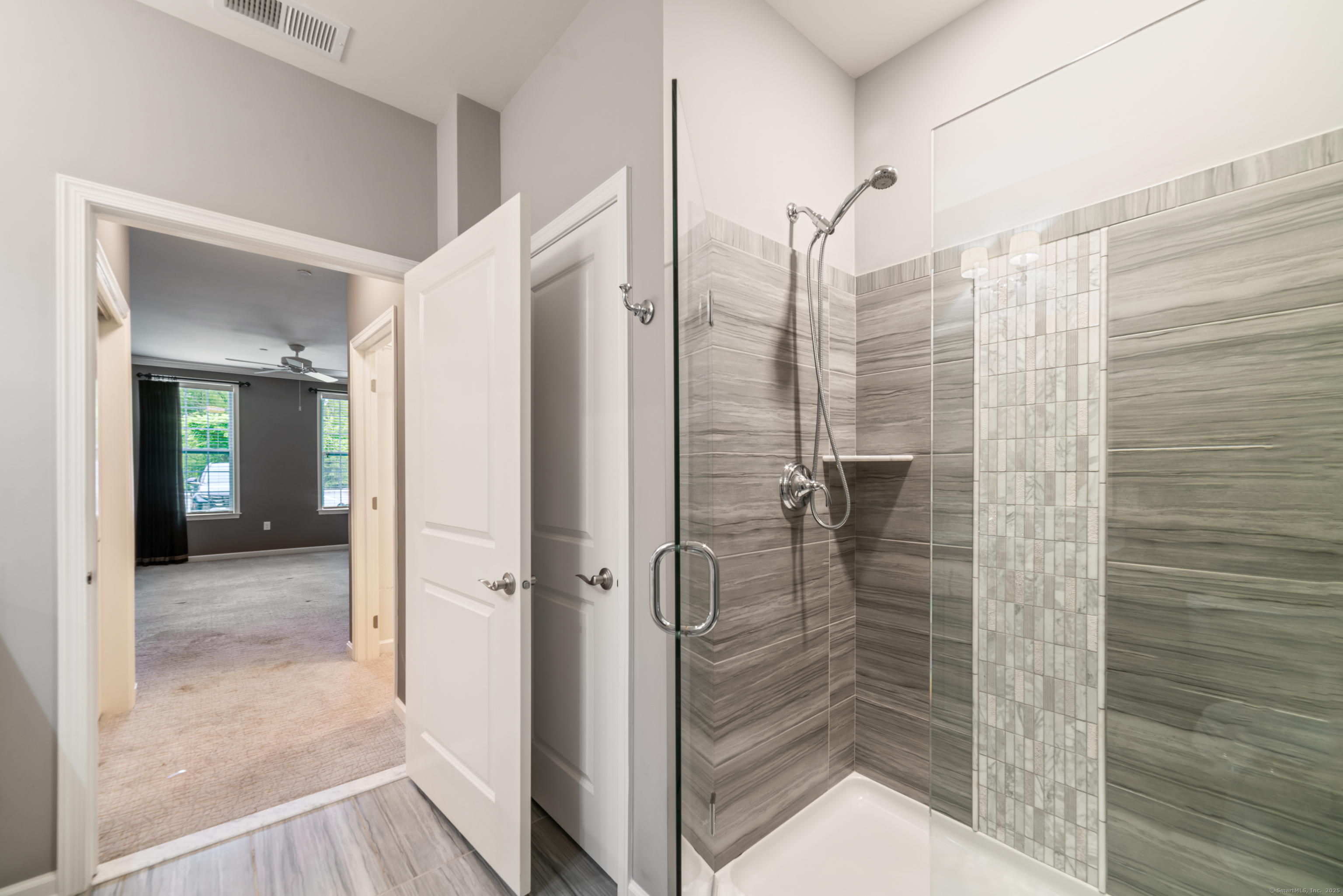 802 Center Meadow Lane #802, Danbury, Connecticut image 21