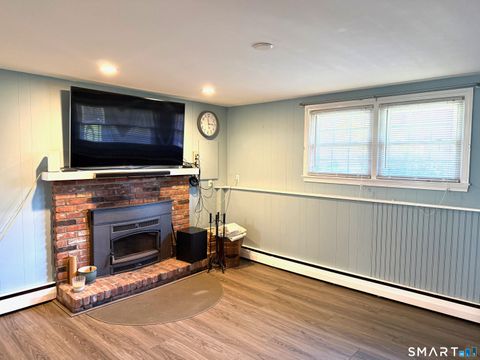 Tiny photo for 6 Yankee Peddler Path, Madison, CT 06443 (MLS # 24168790)