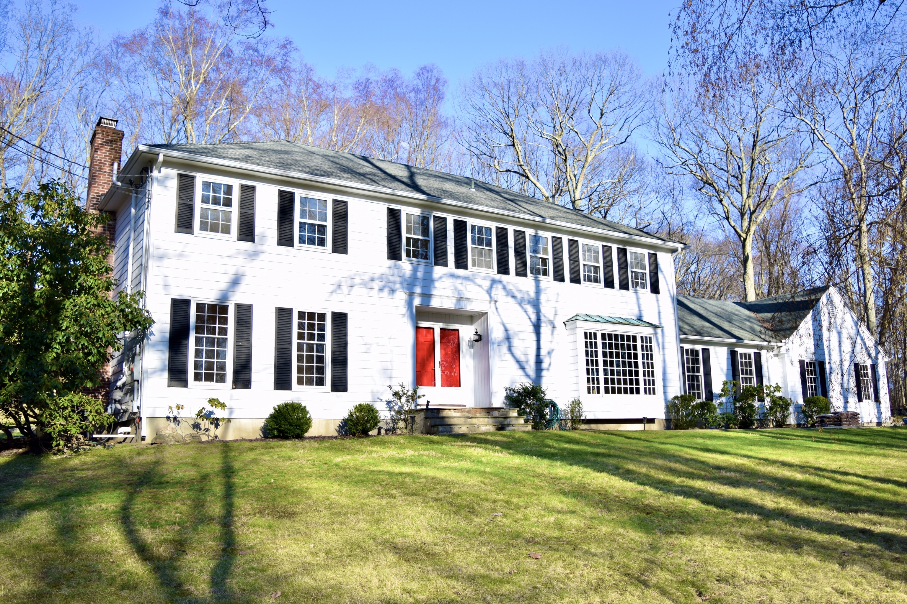 Rental Property at Squires Lane, New Canaan, Connecticut - Bedrooms: 5 
Bathrooms: 4 
Rooms: 10  - $13,500 MO.