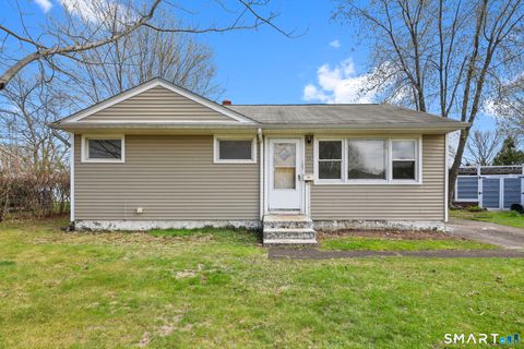 Photo of 51 Fair Sailing Road, West Haven, CT 06516 (MLS # 24167109)