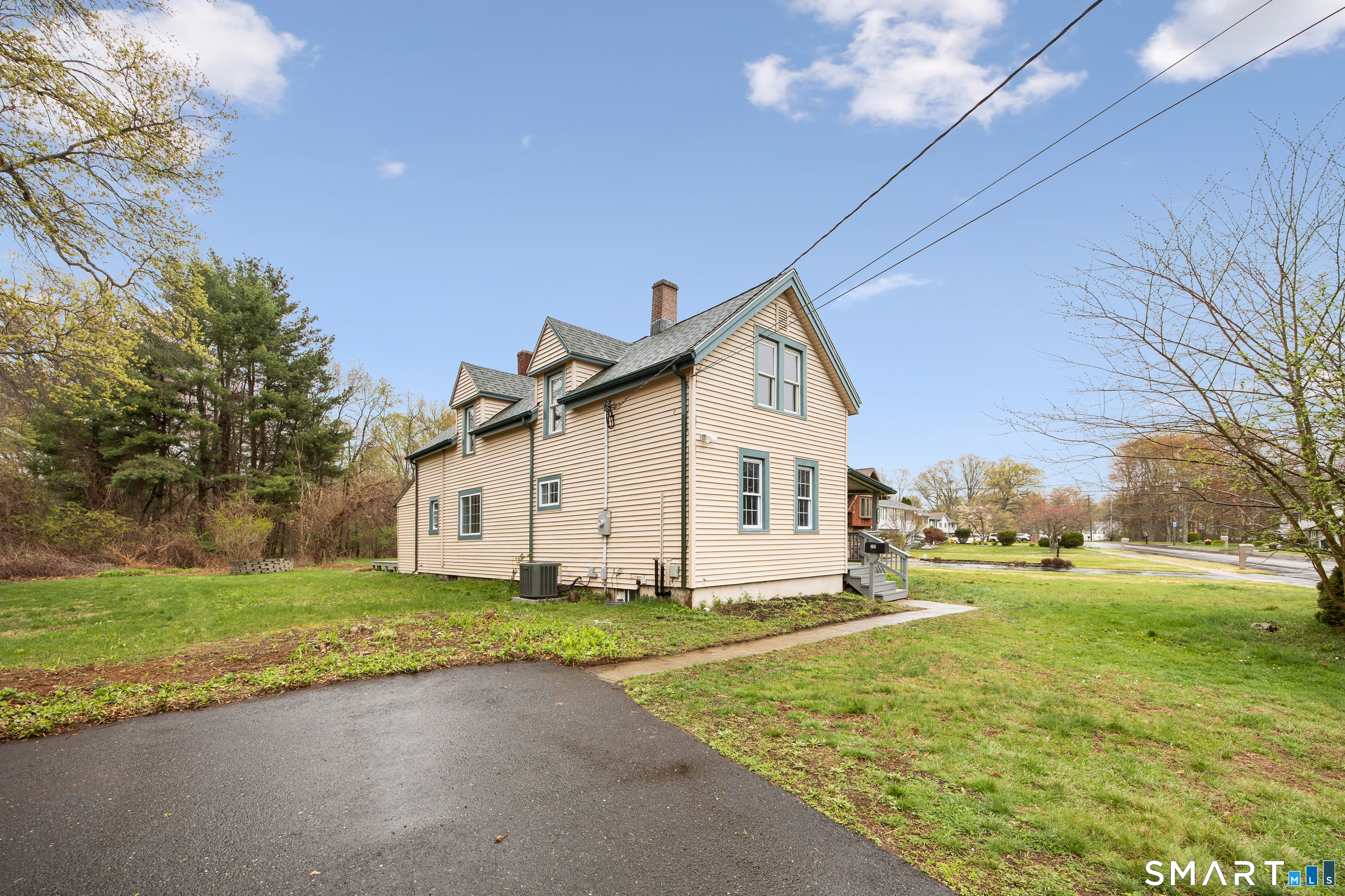 290 Forest Street